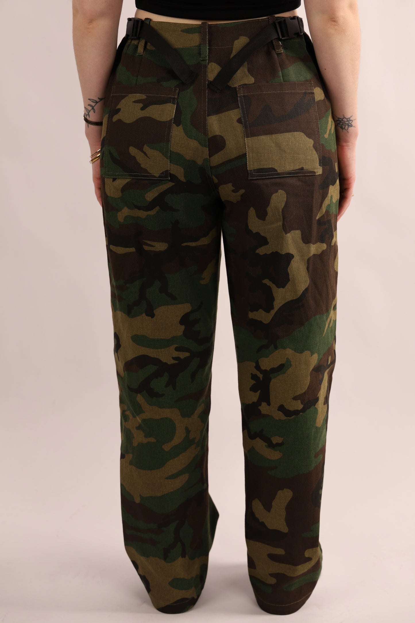 Dollar camo pants