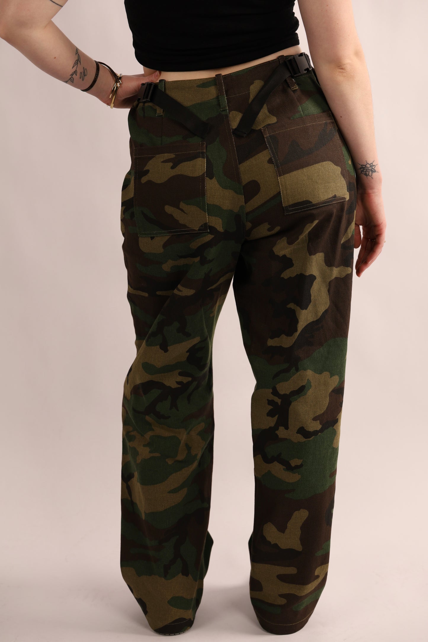 Dollar camo pants