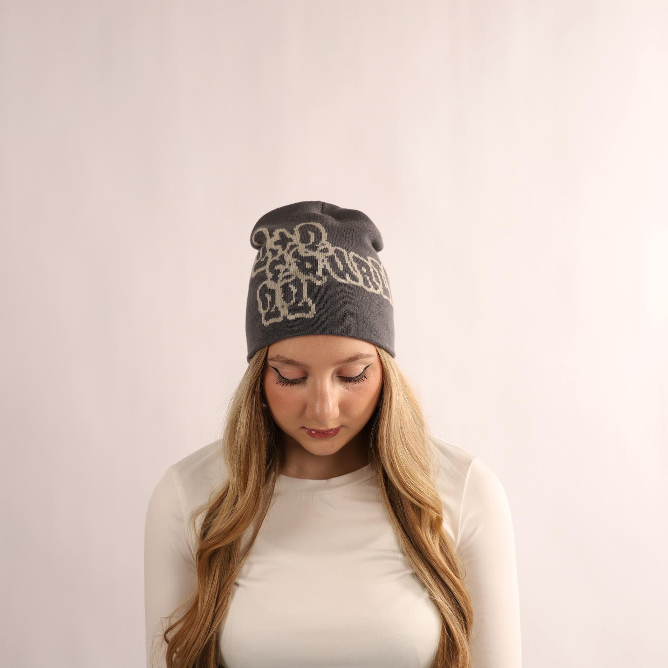 Dollar black beanie