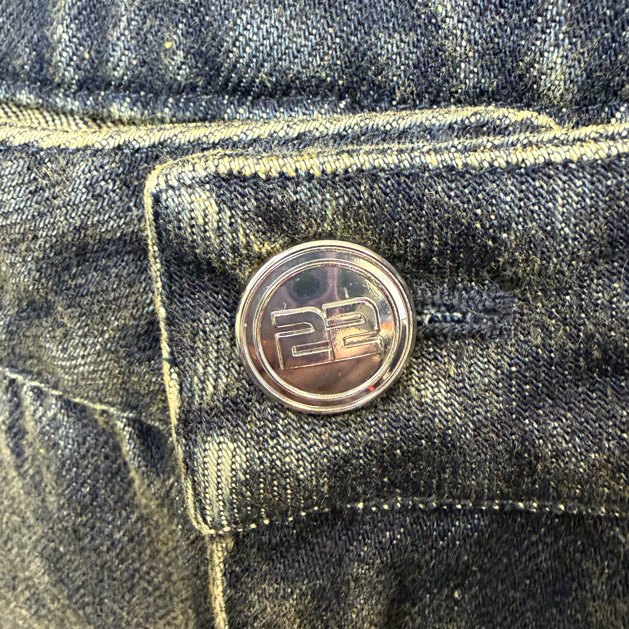 YOUNG Jeans
