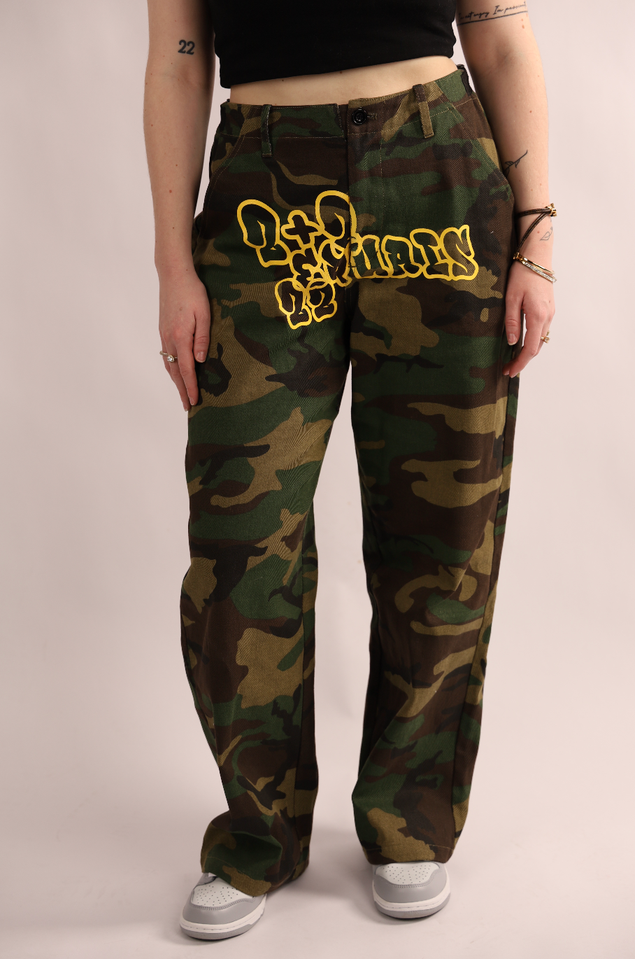 Dollar camo pants