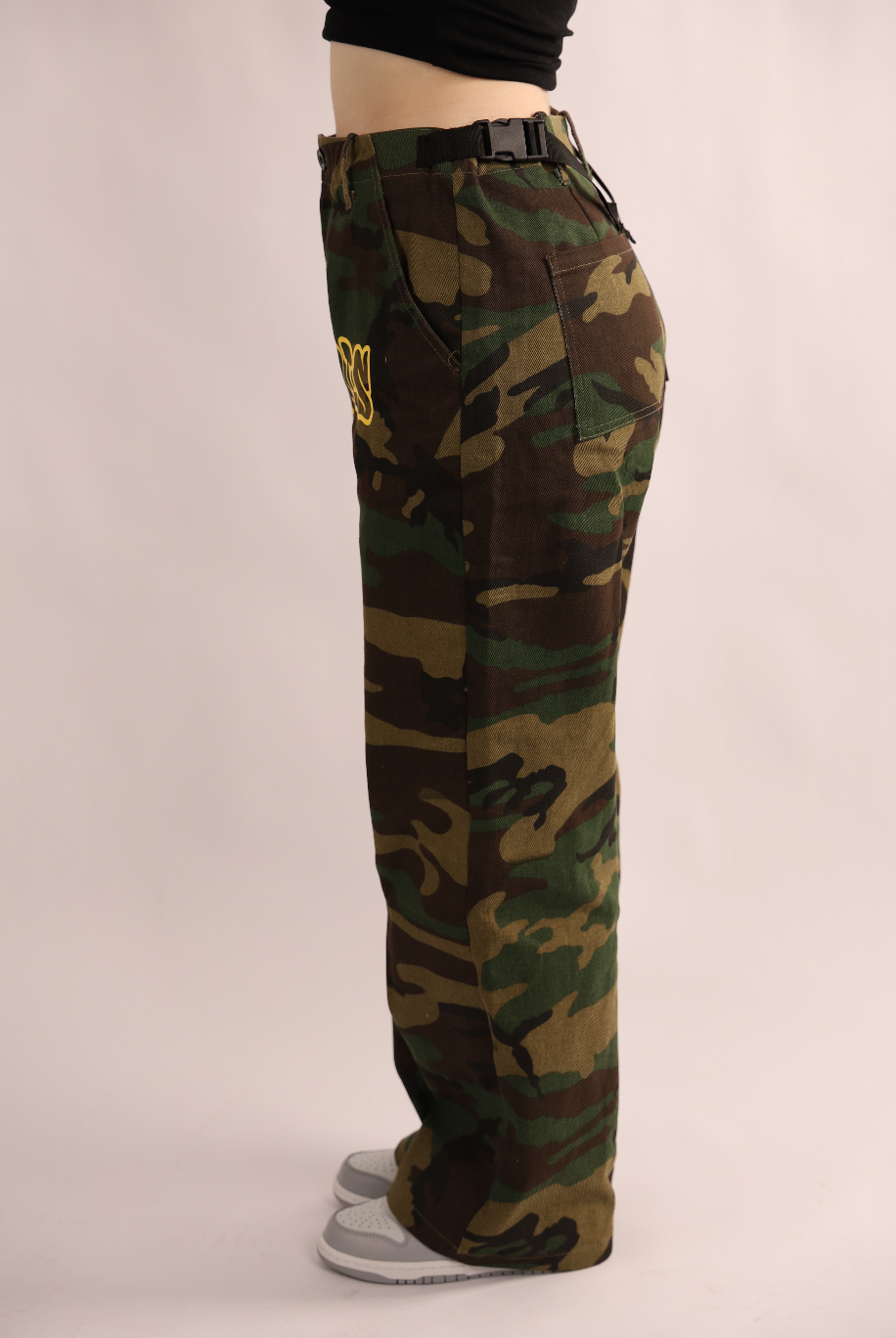 Dollar camo pants